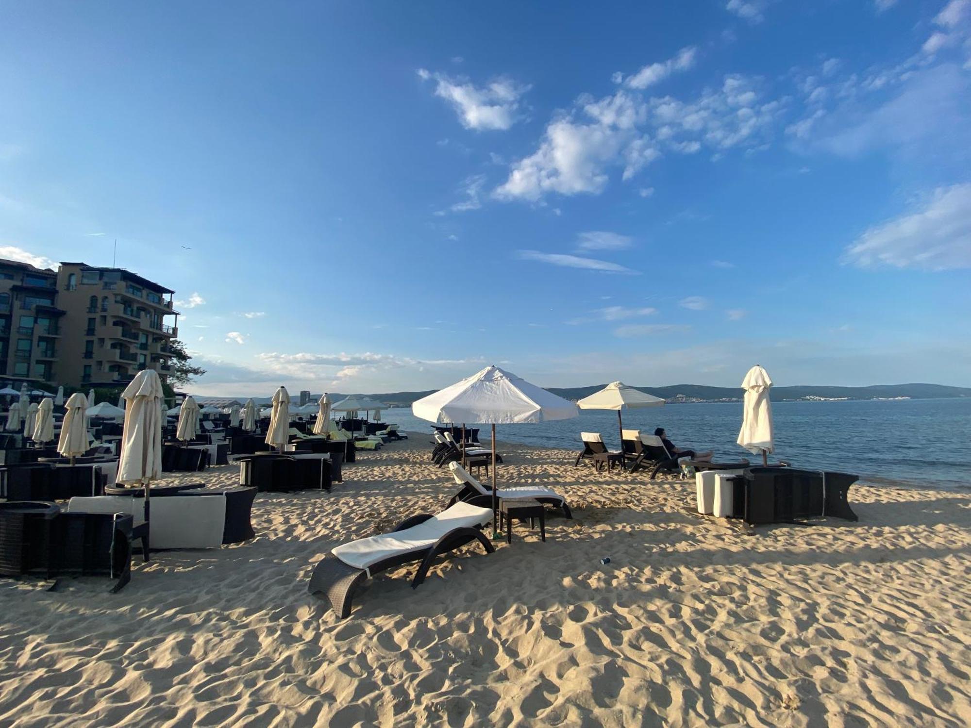 Sapphire 202 Studio Pantai Sunny Bagian luar foto